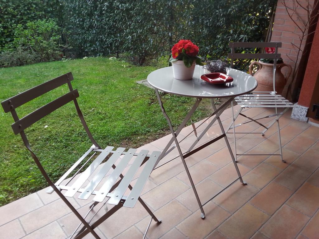 B&B Douglas House Varese Esterno foto