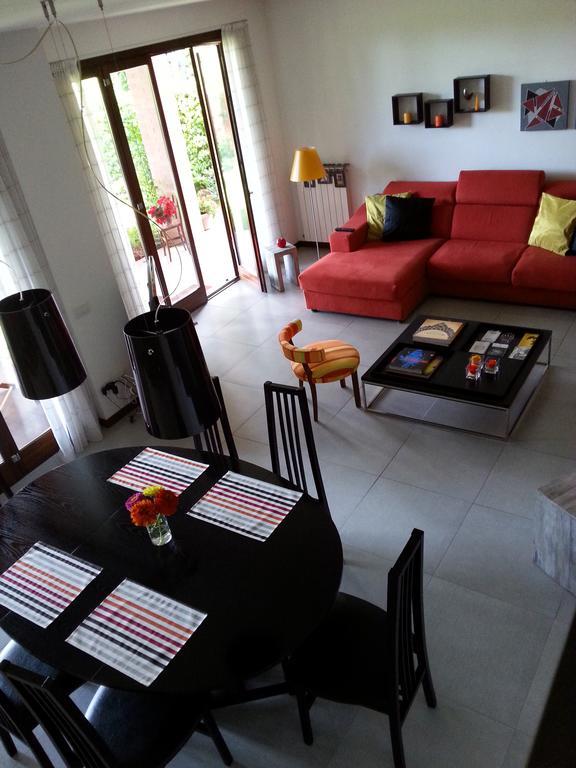 B&B Douglas House Varese Esterno foto